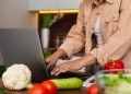 Como estruturar um DRE eficiente para restaurantes de pequeno porte