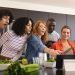 Atendimento excepcional: Como treinar equipes para fidelizar clientes